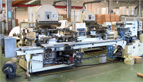 Gold Hongye’s paper processing company’s pocket facial production line