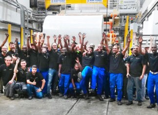 Picknik Marketing Pty boosts high-quality tissue capacity with start-up Start-up cheers: The team at the Picknik Marketing Pty launch of the Toscotec-supplied MODULO-PLUS tissue machine at its Johannesburg mill