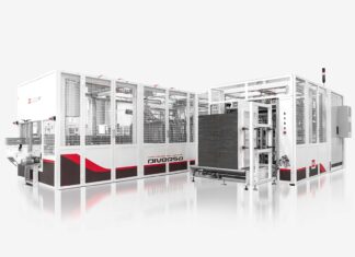 The hybrid designed to combine speed, box size range and production capacity: Packaging Technical Theme, STAX Technologies