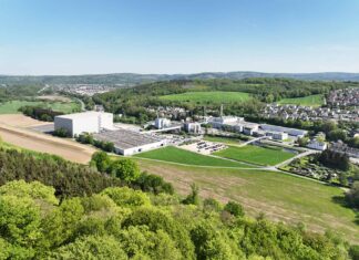 WEPA GROUP, OPERATIONS REPORT: A holistic approach on sustainability Above: Established in 1948 as “Westfälische Papierfabrik”: WEPA Group’s production site and headquarters in Arnsberg, Germany