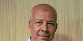 Above: Production boost: Africaine Paper Mills (APM) General Manager Belkacem Becharef confirms plans for a new TM with a capacity of 30,000tpy