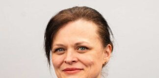 EXITISSUES: How evolving consumer cost and lifestyle priorities are changing worldwide – and how the industry is – and should – respond Natalia Bezrebra, Senior Analyst, Euromonitor International
