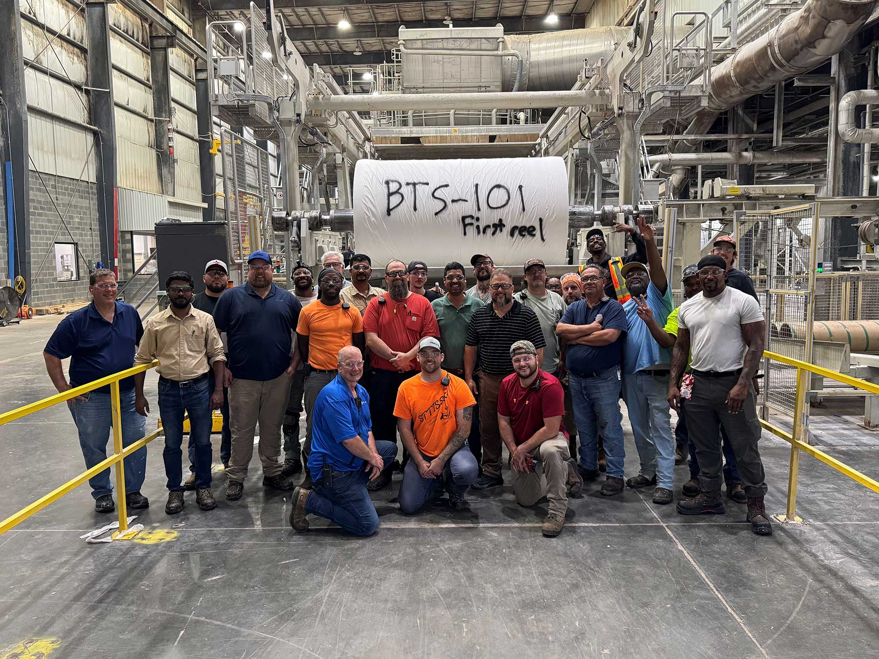 Start-up team: production started in August 2025, just two months after ST Group completed thetransaction to purchase the former Cascades recycled paper mill